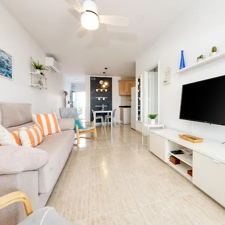 Casa Rame Beachfront, Amazing Seaview, Air-con * Puerto del Carmen (Lanzarote)