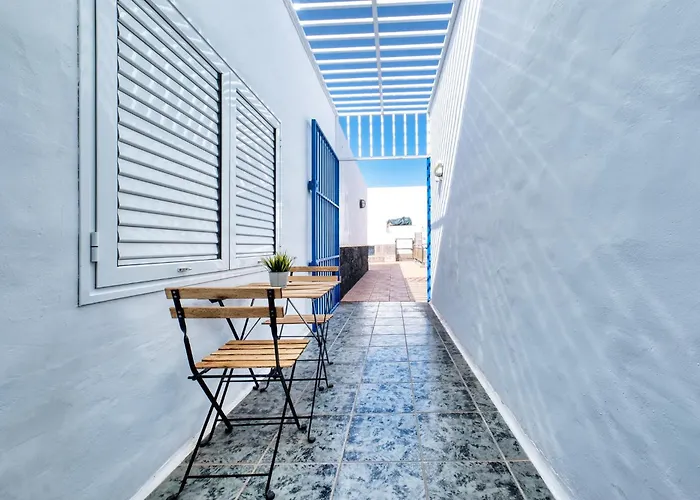 Casa Rame - Beachfront, Amazing Seaview And Air-con By Lanzarote 펜션 *